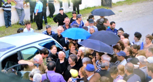 Акция с требованием предоставить жителям Галского района гражданство Абхазии. 22 июня 2017 г. Фото предоставлено очевидцем