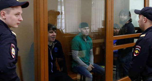 Тамерлан Экзерханов, Шагид Губашев, Анзор Губашев, Заур Дадаев в зале суда. Москва, 27 июня 2017 г. Фото: REUTER/Sergei Karpukhin