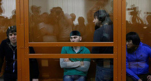 Тамерлан Эскерханов, Шагид Губашев, Заур Дадаев и Анзон Губашев (слева направо) в зале суда. Москва, 27 июня 2017 г. Фото REUTERS/Sergei Karpukhin