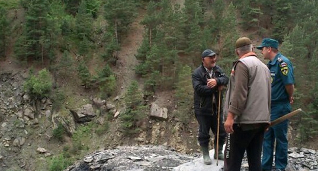 Поиски пропавшего в Дагестане мальчика. Фото https://chernovik.net/content/lenta-novostey/v-dagestane-ishchut-propavshego-gluhonemogo-malchika?page=0%2C1