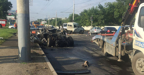 Последствия ДТП в Краснодаре, 29 июня 2017 года. Фото: Типичный Краснодар/vk.com