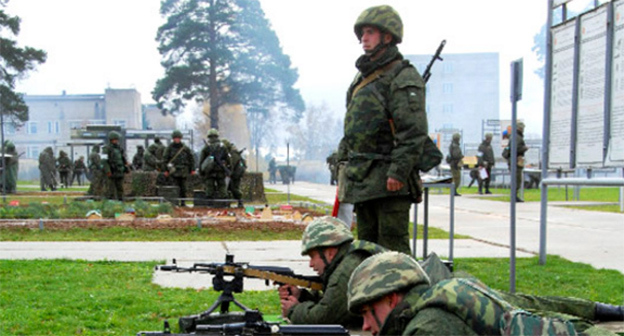 Учения мотострелкового полка Фото http://мультимедиа.минобороны.рф/multimedia/photo/gallery.htm?id=4134@cmsPhotoGallery