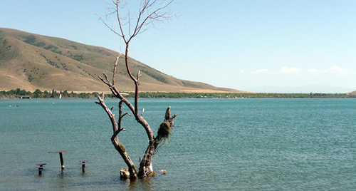 Озеро Севан. Фото Армине Мартиросян для "Кавказского узла"