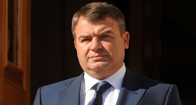 Бывший министр обороны РФ, индустриальный директор авиационного комплекса "Ростеха" Анатолий Сердюков  Фото http://svcomercio.info/107501-pravitelstvo-vydvinulo-anatoliya-serdyukova-v-sovet-direktorov-oak.html