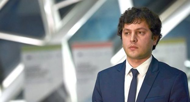 Председатель парламента Грузии Ираклий Кобахидзе. Фото  © Sputnik / Alexander Imedashvili


Читать далее: https://sputnik-georgia.ru/georgia/20170619/236352040/Vlasti-Gruzii-uchtut-zamechanija-Venecianskoj-komissii-po-Konstitucii.html