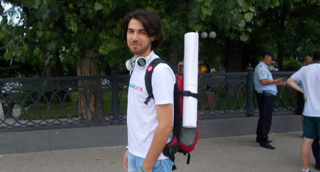 Сторонники Навального провели информационные пикеты в Астрахани. 15 июля 2017 г. Фото Елены Гребенюк для "Кавказского узла"