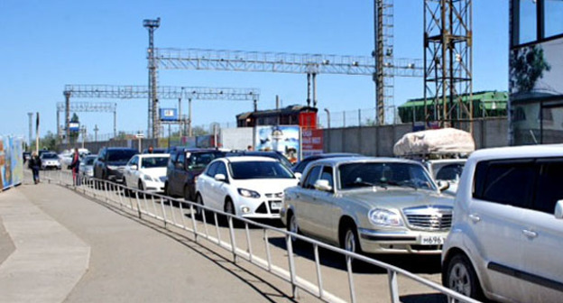 Очередь на паромной переправе "Кавказ-Крым". Фото Натальи Мацко для "Кавказского узла"