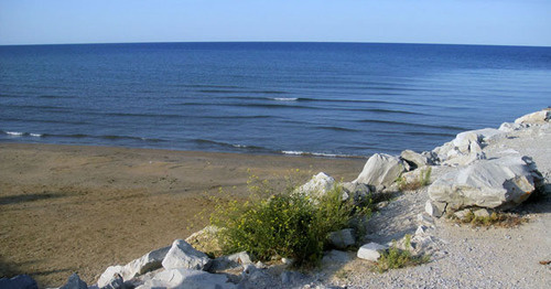 Берег Каспийского моря. Фото Заира Мукаилова http://www.odnoselchane.ru/