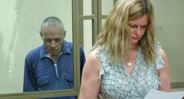 Алексей Сизонович со своим адвокатом в зале суда. Ростов-на-Дону, 26 июля 2017 г. Фото Константина Волгина для "Кавказского узла"