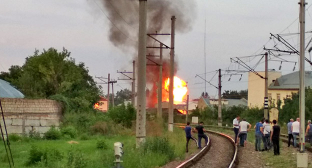 Взрыв и пожар на автозаправочной станции в Нальчике. 26 июля 2017 г. Фото http://www.e-kbr.ru/news/4/22777/ 