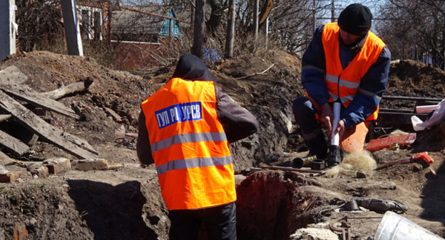 Ремонт аварийного участка водовода в Шахтах. Фото http://www.guproursv.ru/?p=932