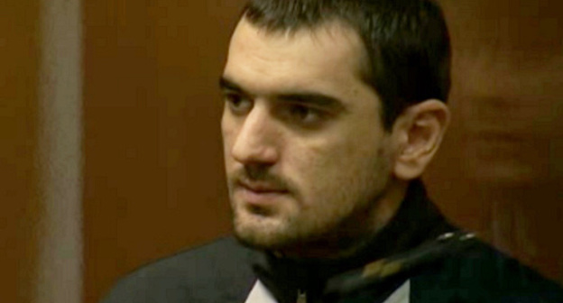 Аслан Черкесов в день оглашения приговора в Мосгорсуде. Москва, 28 октября 2011 г. Кадр из видеозаписи Мосгорсуда, http://www.mos-gorsud.ru/news/?id=502

