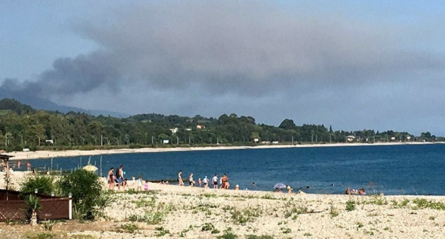 Взрыв в Приморском в Абхазии. Фото: Рустам Чочуа http://sputnik-abkhazia.ru/