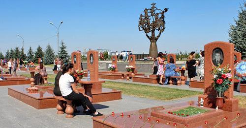 Мемориальное кладбище в "Город ангелов" в Беслане,где похоронены все жертвы теракта. Фото Эммы Марзоевой для "Кавказского узла"