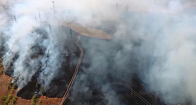 Пожар, охвативший поселки Овражный и Каменный Буерак
Фото Bespilotnik_vlg
 http://bloknot-volgograd.ru/news/bushevavshiy-na-zapade-volgograda-pozhar-snyali-s--875122?sphrase_id=346839