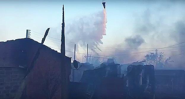 Тушение пожара в жилом квартале Ростова-на-Дону с воздуха. Фото сто-кадр видео https://www.youtube.com/watch?v=g9VDTk5q0RI