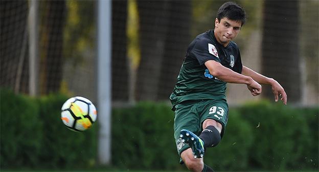 Игрок ФК "Краснодар" Фото https://www.fckrasnodar.ru/teams/junior/photo/object/?object_id=129741
