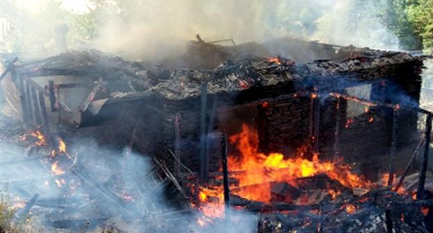 Пожар в дагестанском селе Шаури. Фото http://cunta.ru/