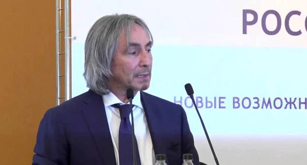 Умар Джабраилов. Фото пользователя Моя Столица https://www.youtube.com/watch?v=g8_nNnME1co