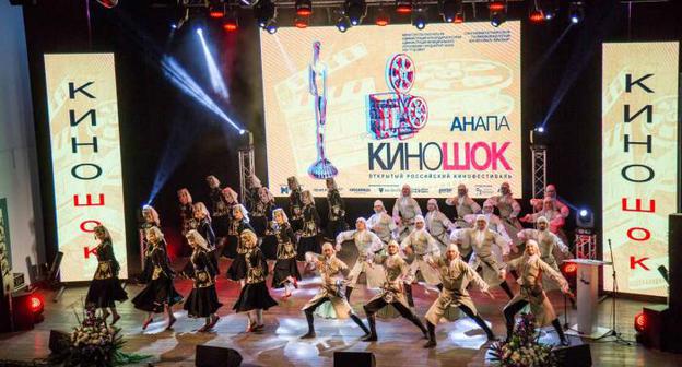 Открытие фестиваля "Киношок" в Анапе Фото http://www.anapa-official.ru/