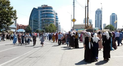 Участники митинга в Грозном. Фото Николая Петрова для "Кавказского узла"