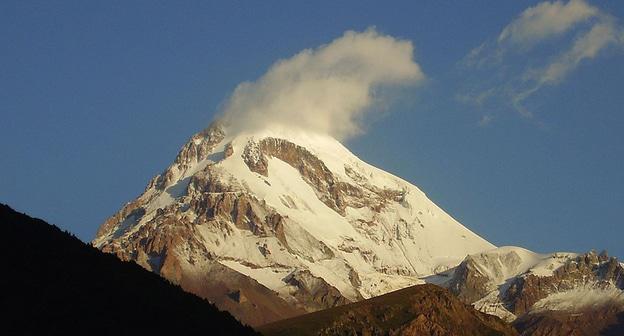 Казбек. Фото: Константинъ Буркут https://ru.wikipedia.org