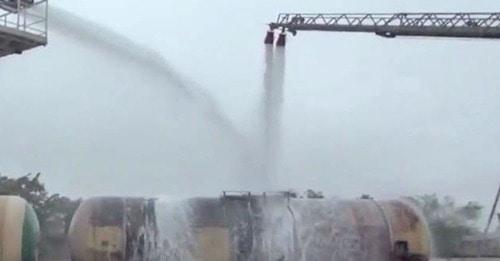 Пожар на нефтебазе в Сунже. Кадр из видео пользователя ingushetiya segodny https://www.youtube.com/watch?v=y318AkutWbo
