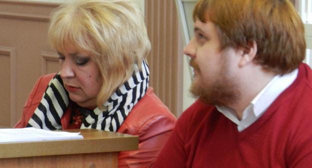 Алексей Волков и его адвокат Наталья Волкова. Фото Татьяны Филимоновой для "Кавказского узла"