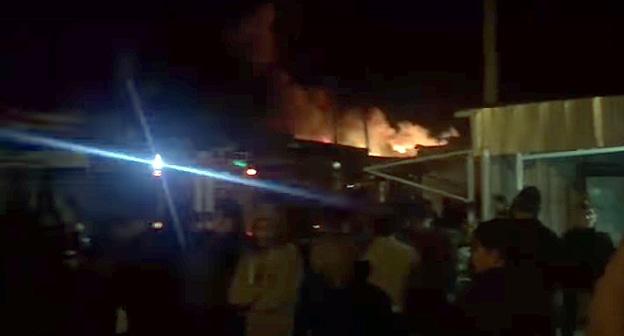 пожар на рынке в Ростове-на-Дону. Фото Стоп-кадр видео 
WhatsApp Video 2017 10 08 at 22 02 55