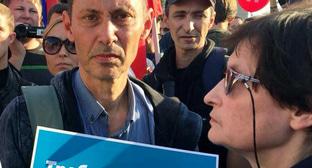 Леонид Санкин (слева) во время пикета 7 октября 2017 года. Фото Константина Волгина для "Кавказского узла"