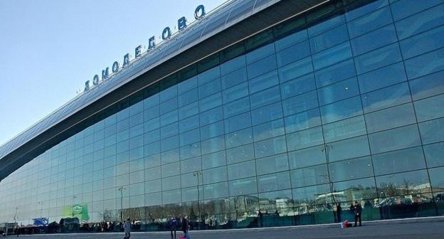 Аэропорт "Домодедово". Фото http://phototravelguide.ru/aeroport-vokzal/domodedovo-foto/