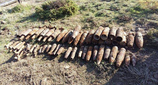 Боеприпасы, обнаруженные на территории завода Azersun в поселке имени Гаджи Зейналабдина Тагиева в городе Сумгаит Фото пресс-служба ANAMA
 https://ru.sputnik.az/incidents/20171017/412370052/snarjady-zavod-sklad-poselok-tagieva.html