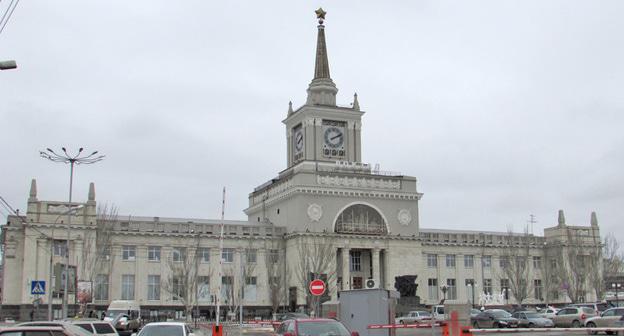 Часы на башне вокзала в Волгограде. Фото Вячеслава Ященко для "Кавказского узла"