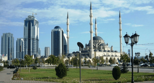 Грозный. Фото http://gk170.ru/41/groznii-segodna-2014-19642.html