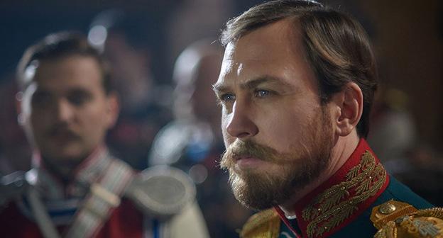 Кадр из фильма "Матильда". Скриншот из видео пользователя Официальные Трейлеры
 https://www.youtube.com/watch?v=FvYBquWXbvU