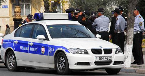 Сотрудники полиции. Баку. Фото http://minval.az/news/84405