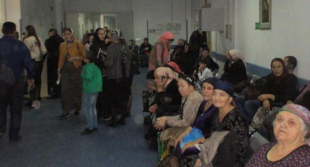 Очередь к врачам-офтальмологам из Турции. Грозный, 1 ноября 2017 г. Фото https://chechnyatoday.com/content/view/307959