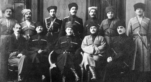 Лидеры Горской республики. Фото: https://ru.m.wikipedia.org/wiki/Горская_республика