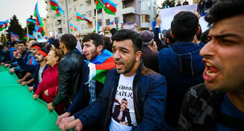 Участник митинга в Баку 28.10.2017. Фото Азиза Каримова для "Кавказского узла"