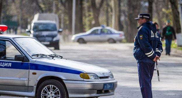 Сотрудник ДПС. Фото: Денис Яковлев / Югополис