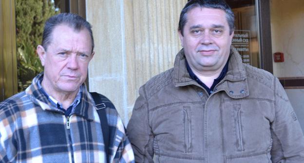 Юрий Малыгин (слева) и адвокат Михаил Охрименко. Фото Светланы Кравченко для "Кавказского узла"
