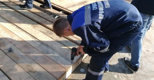 Студенты восстанавливают скейт-парк в Сочи. Фото: Светлана Кравченко для "Кавказского узла".