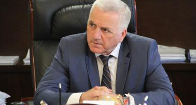 Мухмад Асхабов. Фото: пресс-служба Министерства имущественных и земельных отношений Чечни,  http://mizochr.ru/