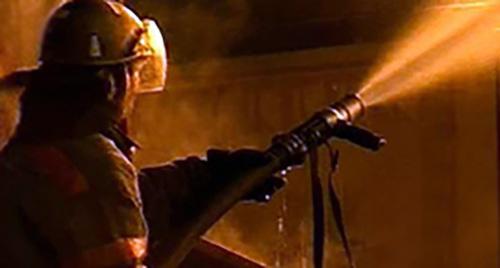 Ликвдация пожара Фото http://61.mchs.gov.ru/operationalpage/operational/item/6169795/