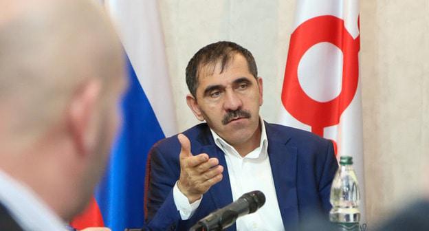 Юнус-Бек Евкуров. Фото: пресс-служба главы Республики Ингушетия http://www.ingushetia.ru