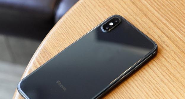 iPhone X. Фото пользователя Aaron Yoo https://www.flickr.com

