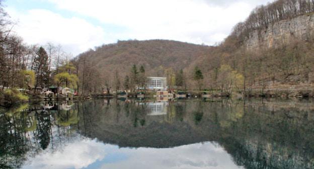 Нижнее Голубое озеро. КБР. Фото Анны Черныш для "Кавказского узла"