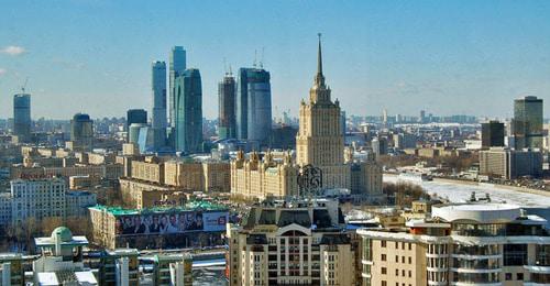 Вид на "Москва-Сити". Фото: MyName (Bradmoscu (talk)) https://ru.wikipedia.org