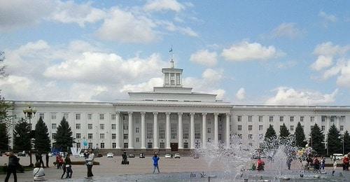 Парламент Кабардино-Балкарии. Фото: Olgabogomolova88 https://ru.wikipedia.org 