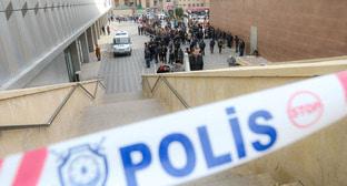 Люди эвакуированы из бакинского вокзала из-за угрозы взрыва. Баку, 21 декабря 2017 г. Фото Азиза Каримова для "Кавказского узла"